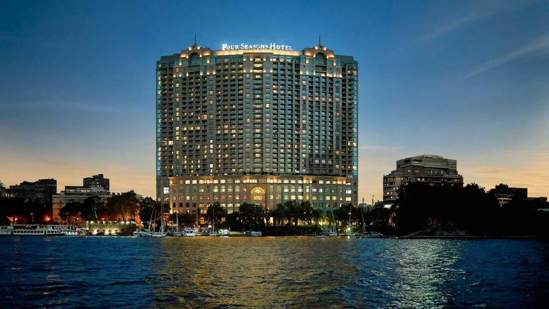 Four Seasons Hotel Cairo at Nile Plaza