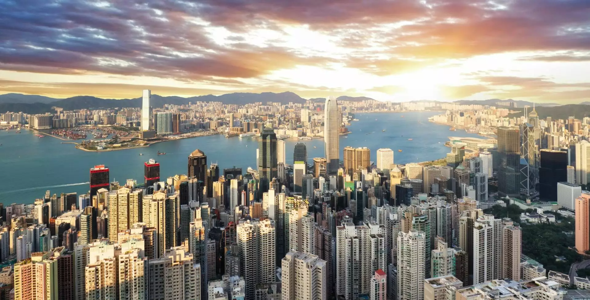 Four Seasons Hotel Hong Kong