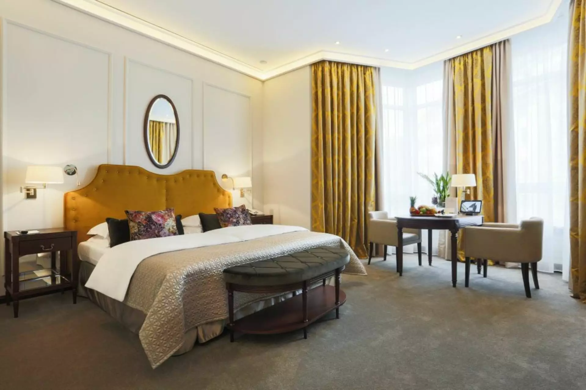 Excelsior Hotel Ernst