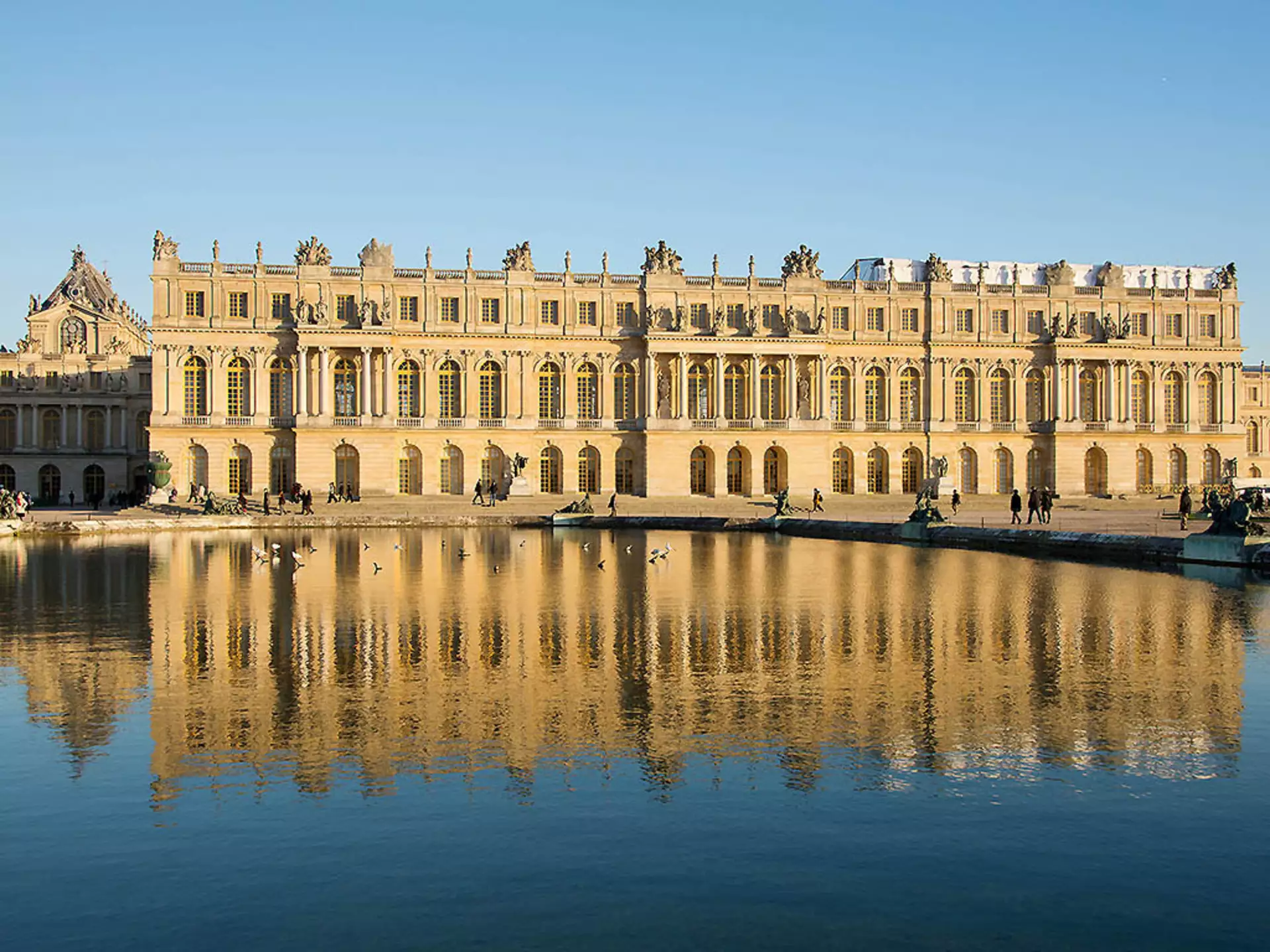 Le Louis Versailles Château Hotel – MGallery