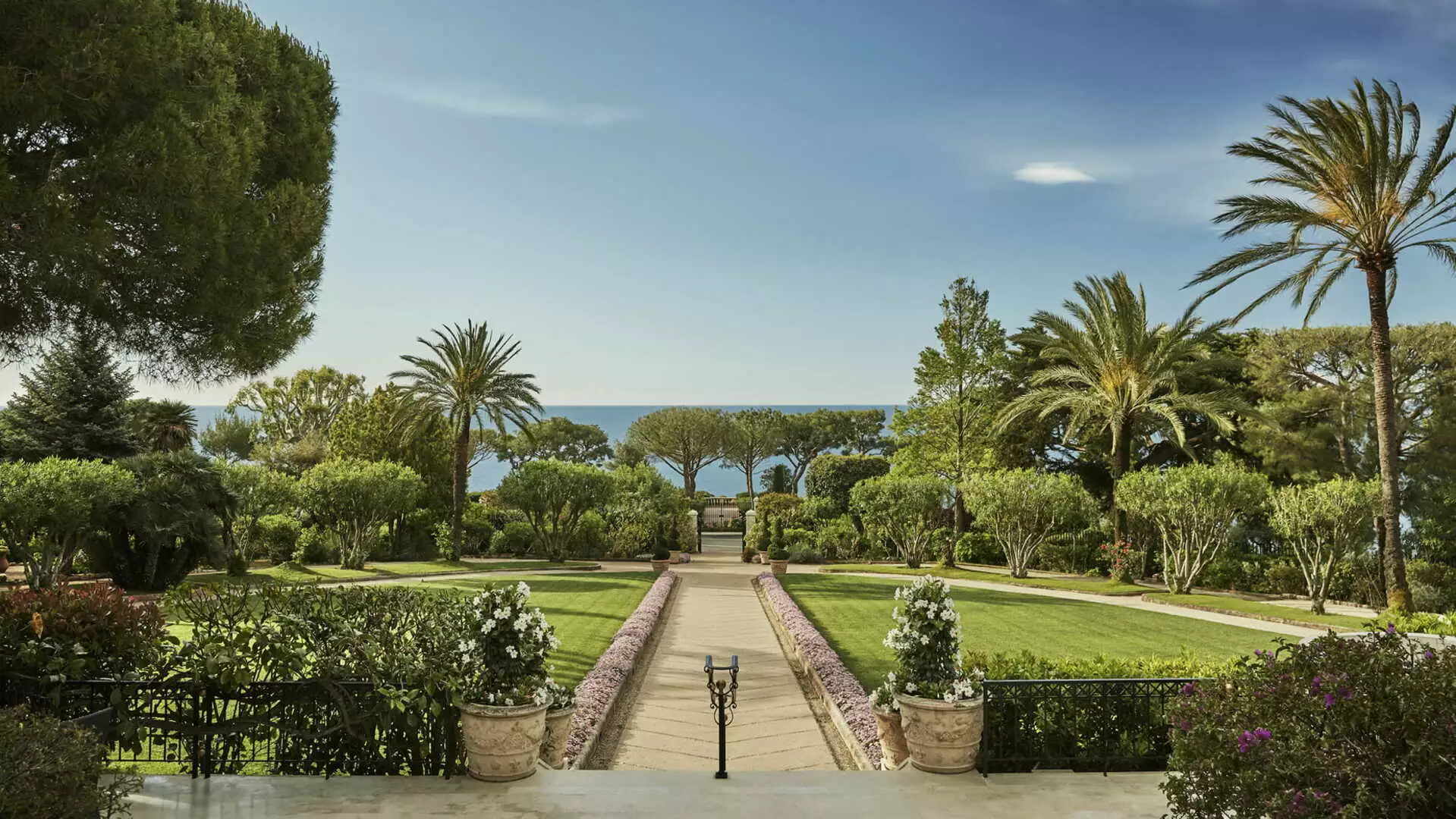 Grand-Hotel du Cap-Ferrat, A Four Seasons Hotel