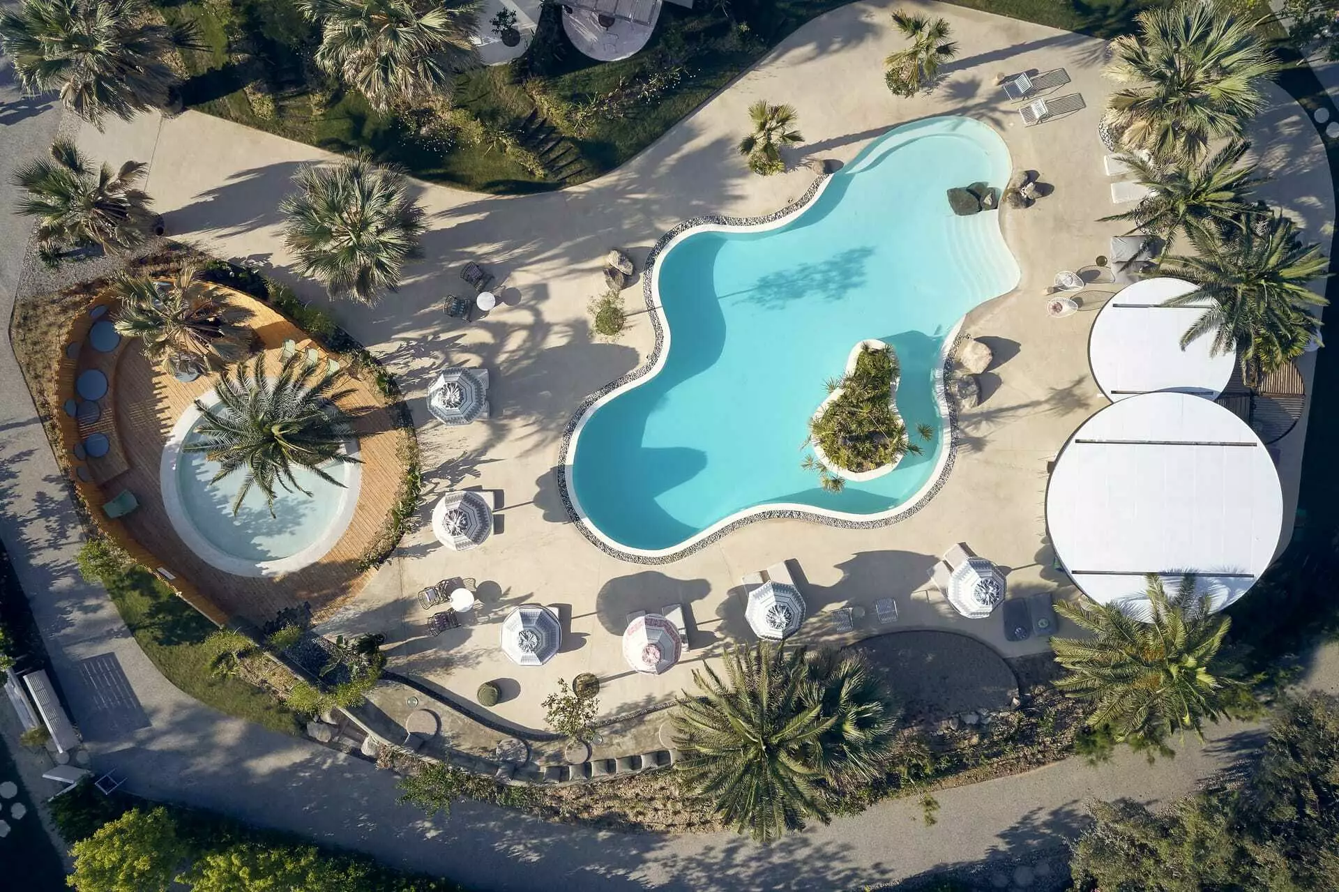 ekies -  All senses resort