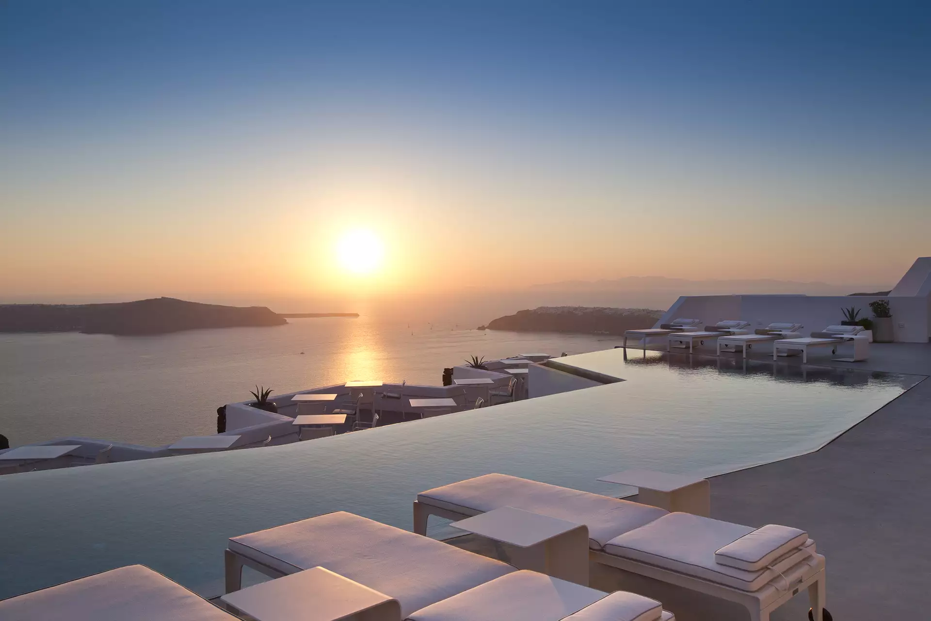 Grace Santorini