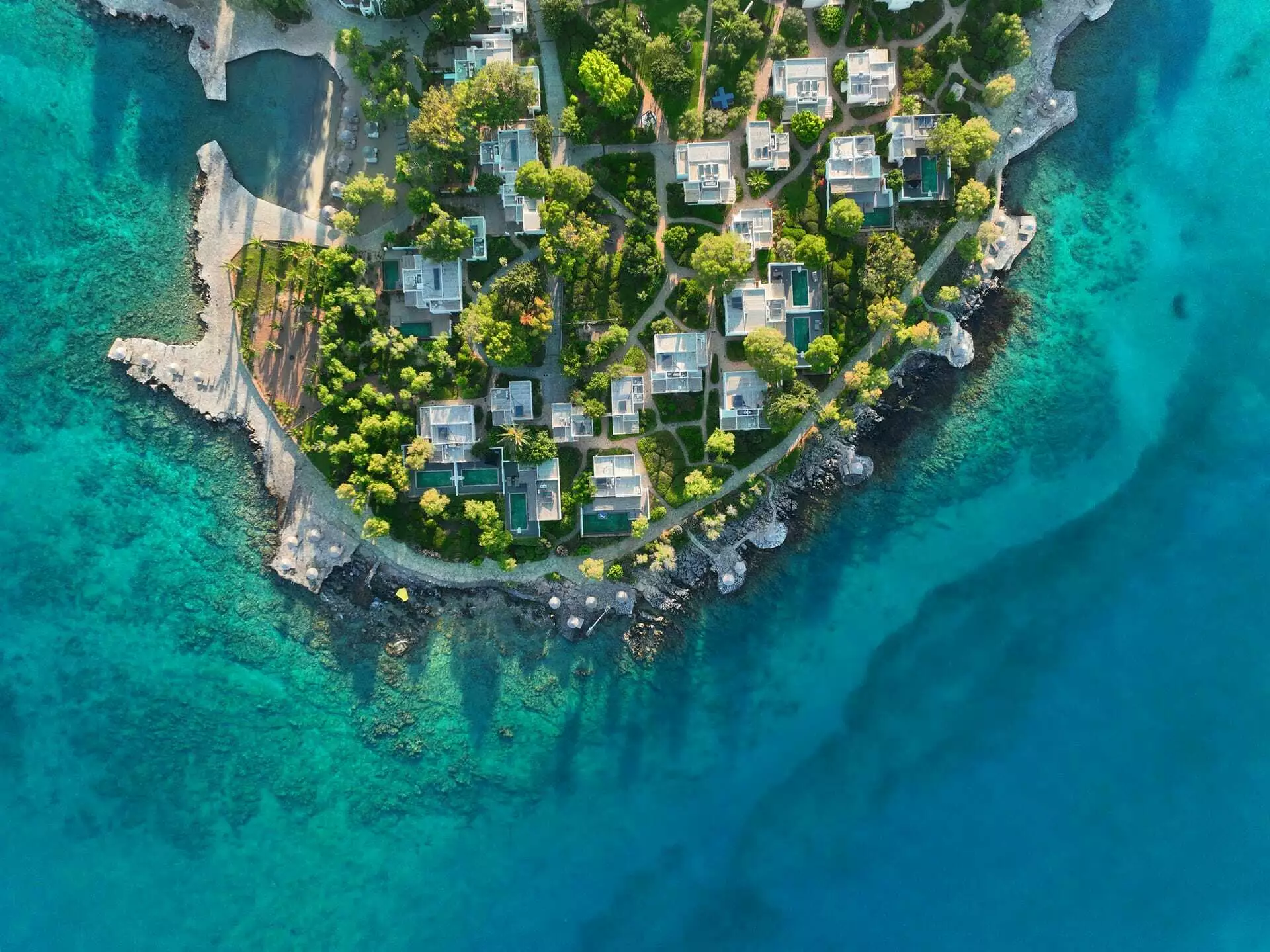 Minos Beach Art Hotel