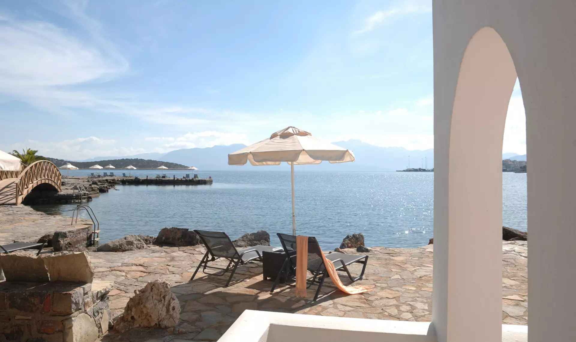 Minos Beach Art Hotel