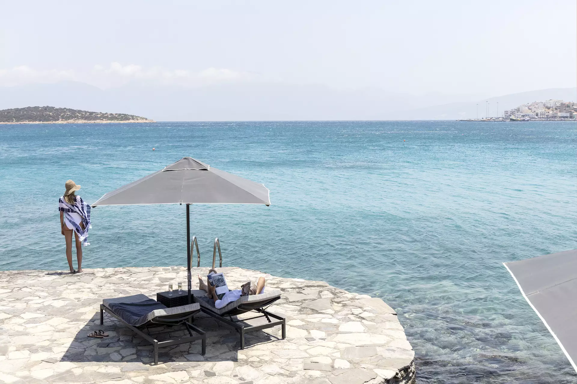 Minos Beach Art Hotel