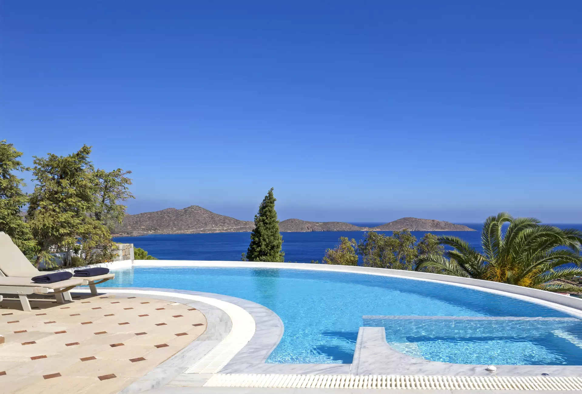 Elounda Gulf Villas & Suites