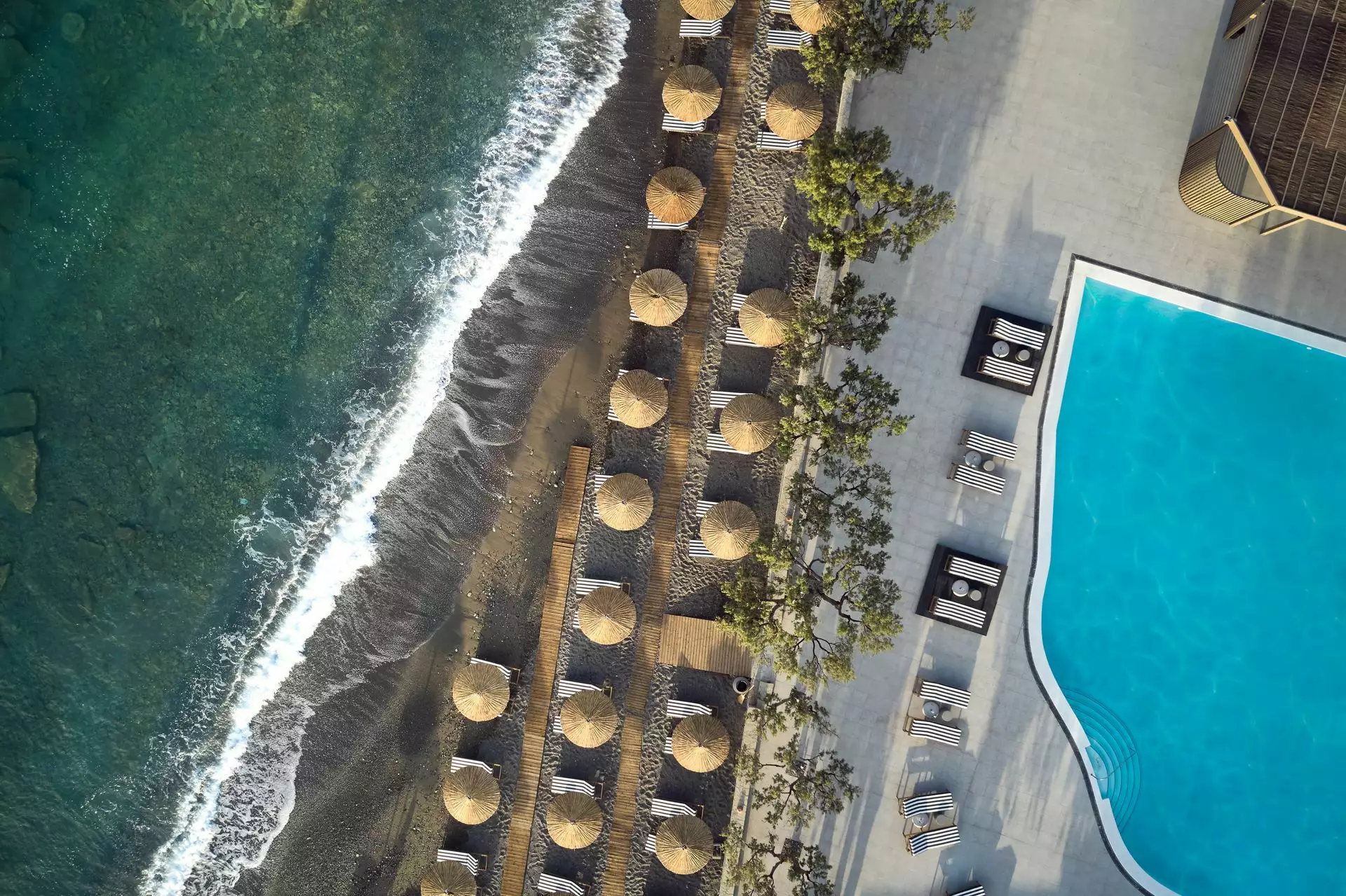 Numo Ierapetra Beach Resort, Curio Collection by Hilton