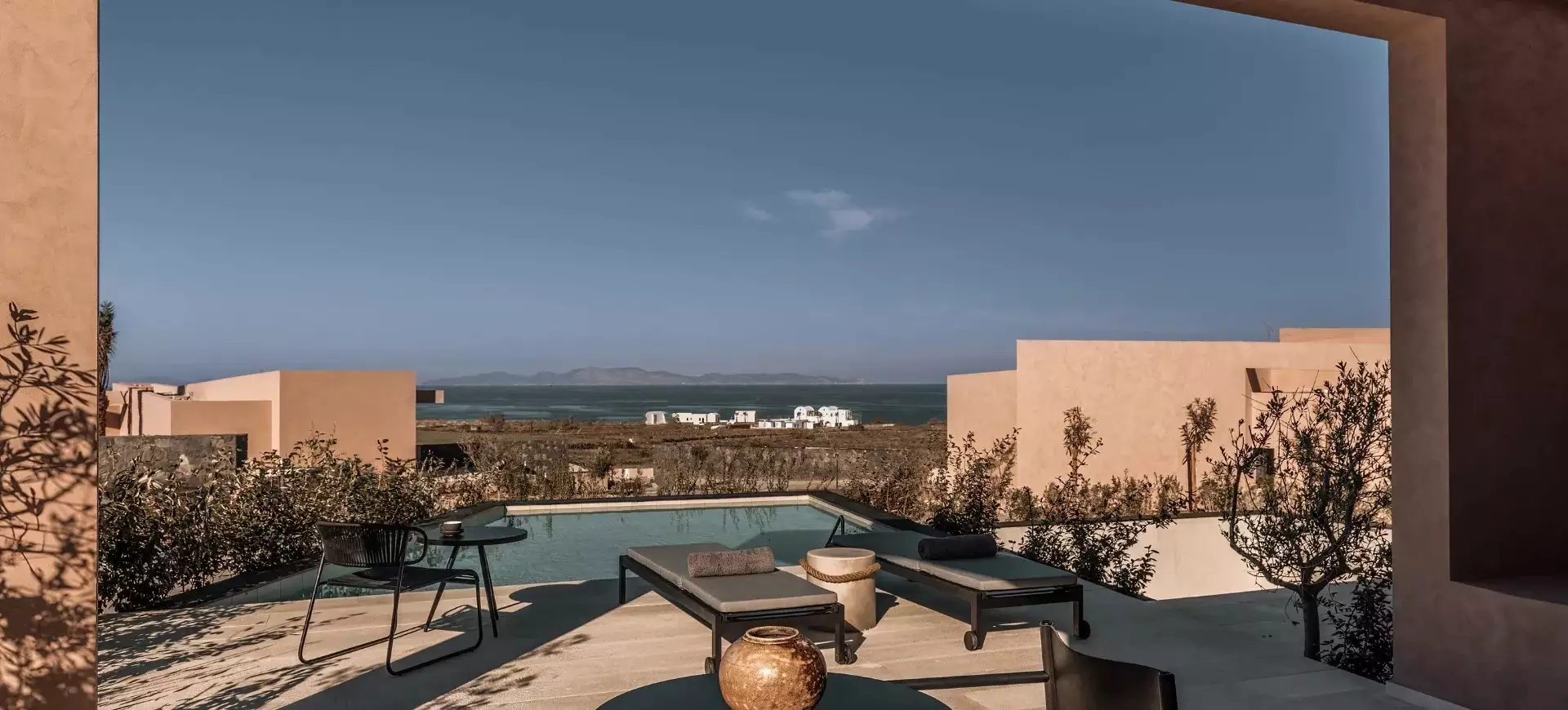 Domes Novos Santorini, Autograph Collection