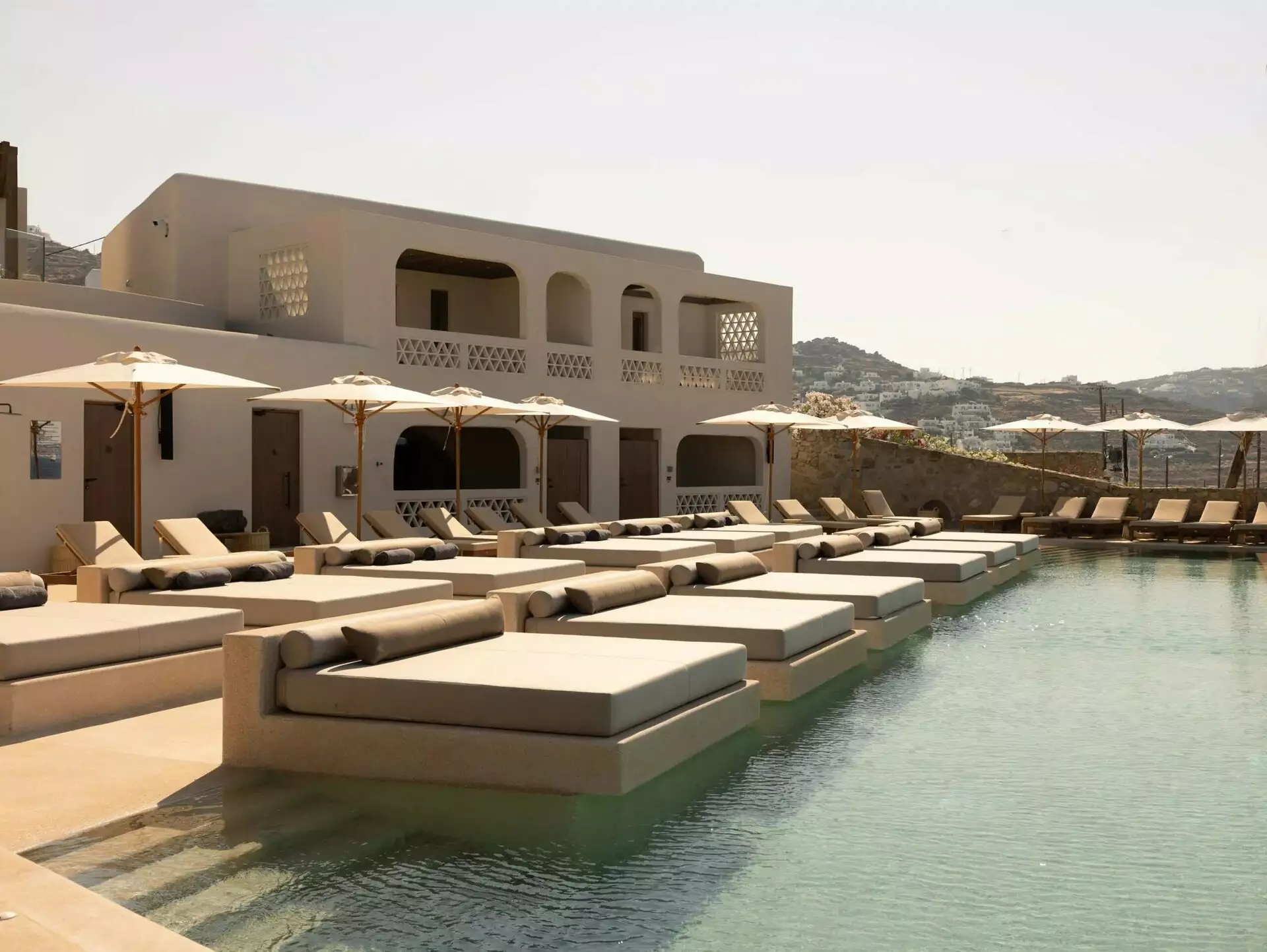 Kykladische Inselträume - Inselhopping mit den Domes-Hotels