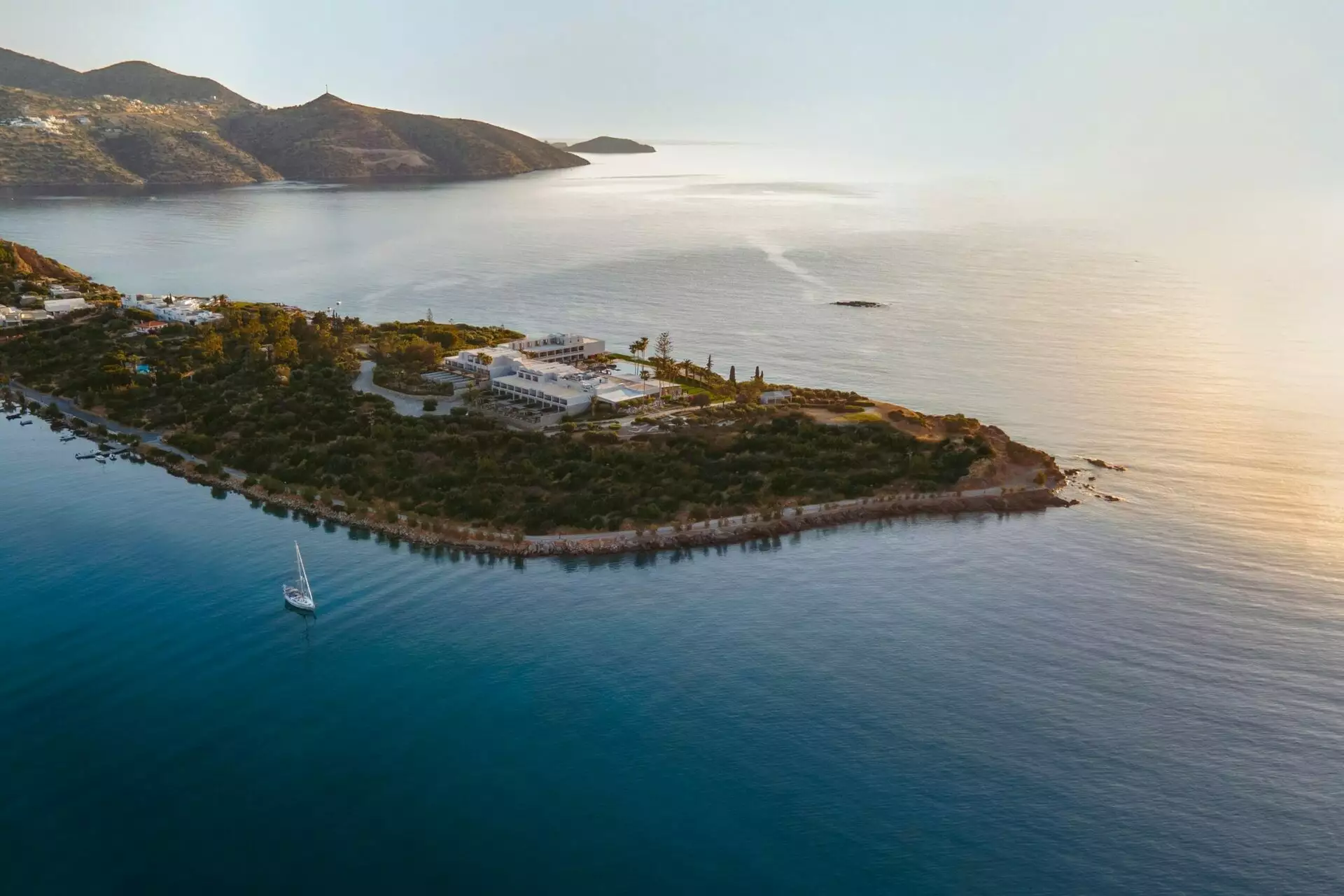 Minos Palace Hotel & Suites