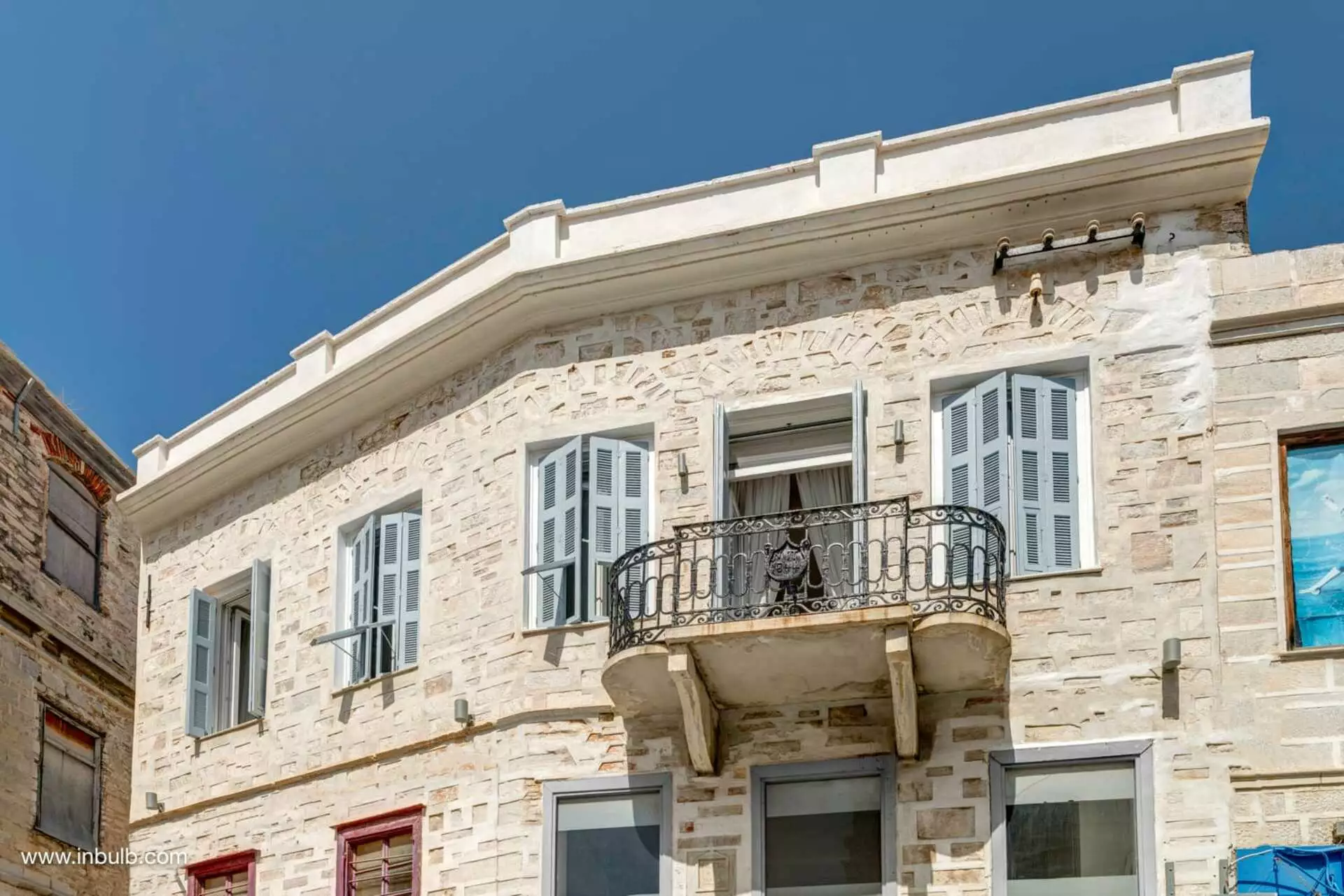 1844 Suites