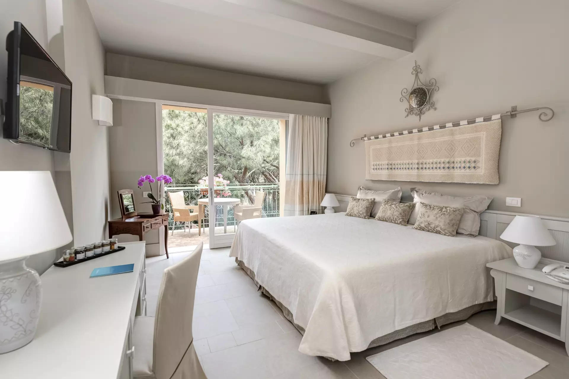 Il Castello / Forte Village