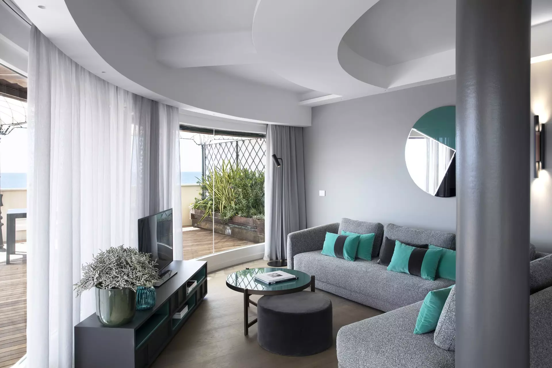 Hotel Plaza e de Russie