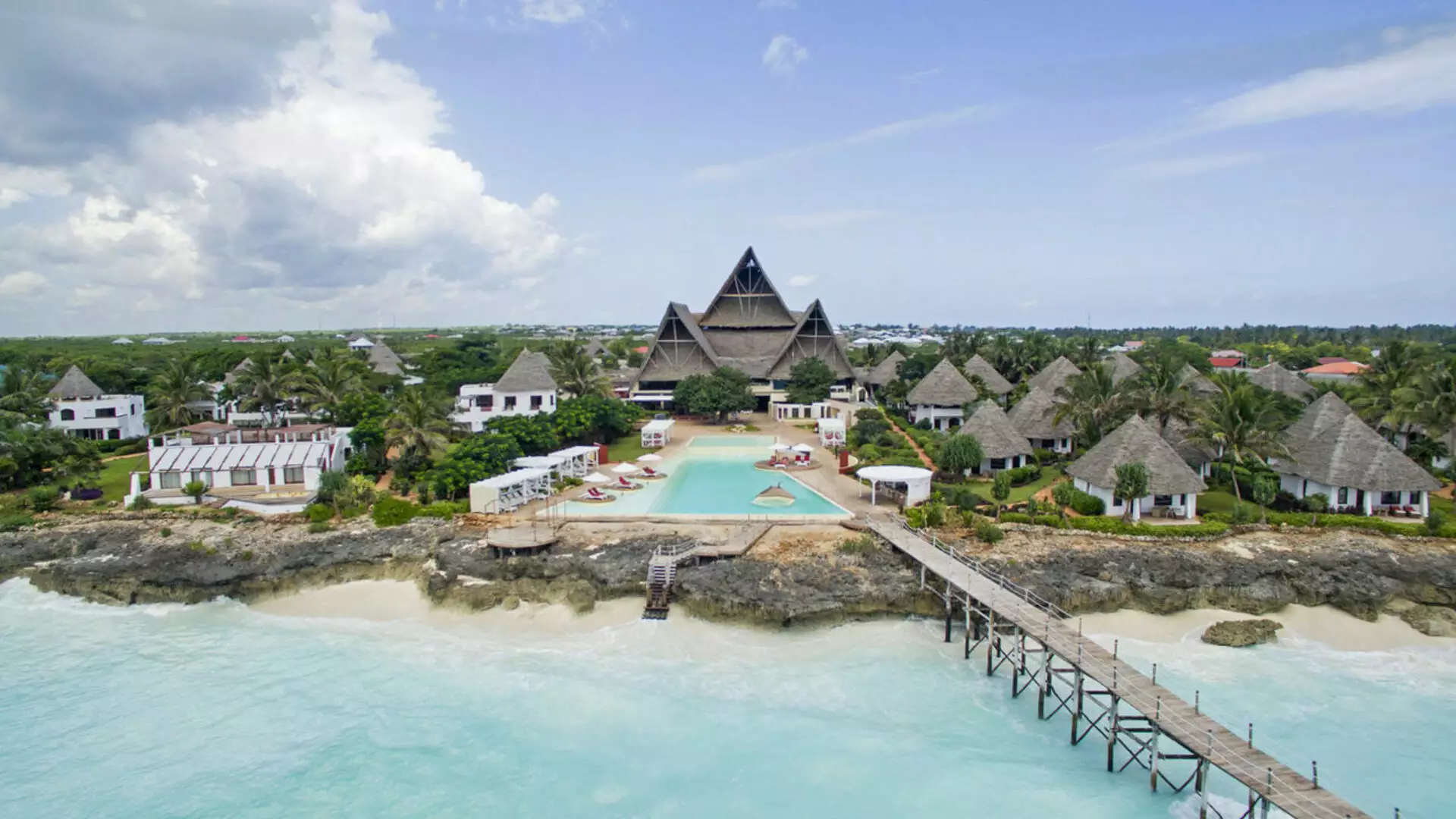 Orientzauber & Tropenstrände - pulsierende Metropole Doha & Garten Suite auf Sansibar