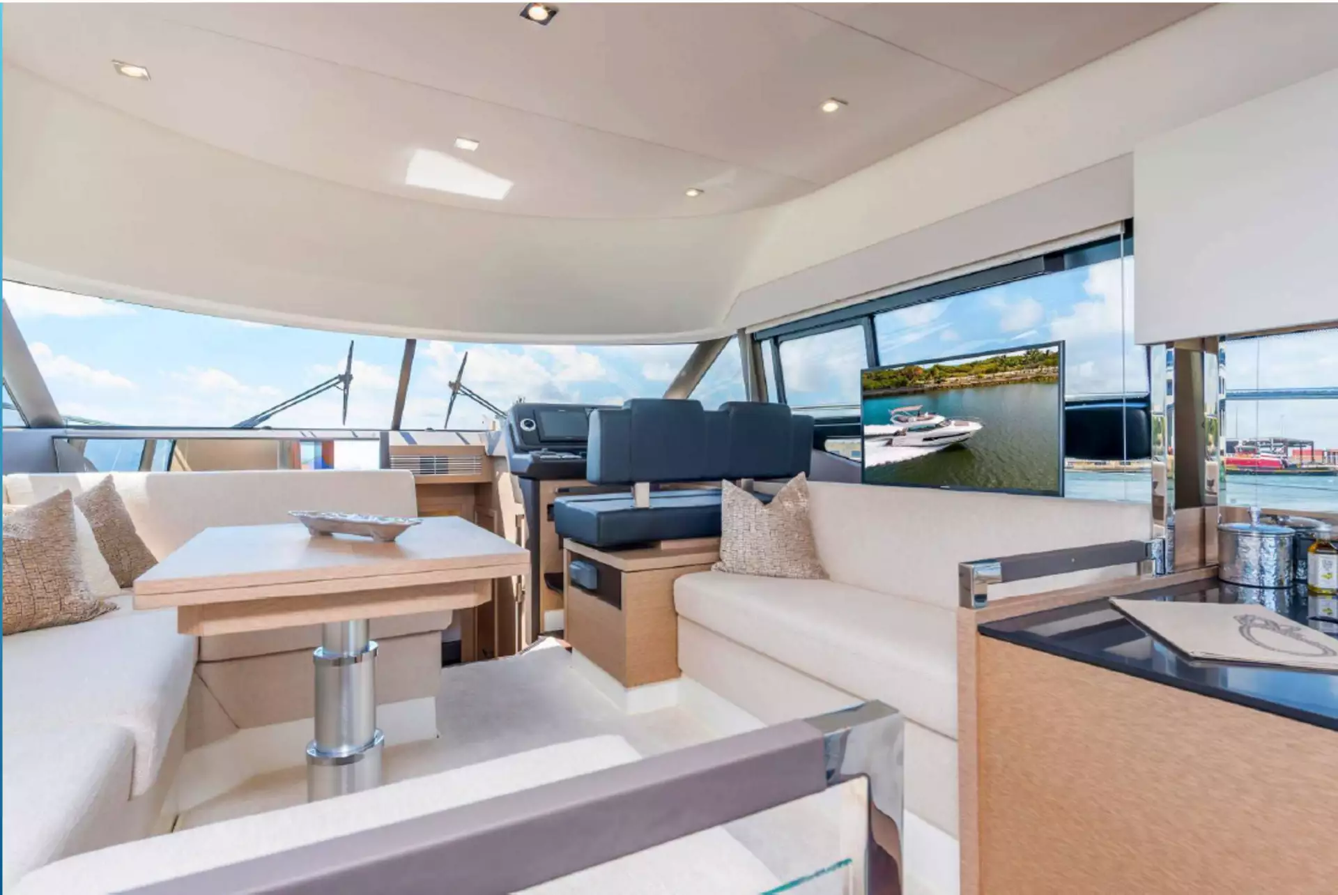 Prestige 460 Yacht