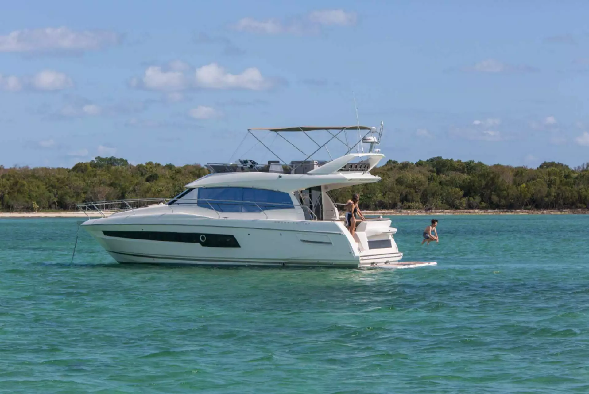 Prestige 460 Yacht