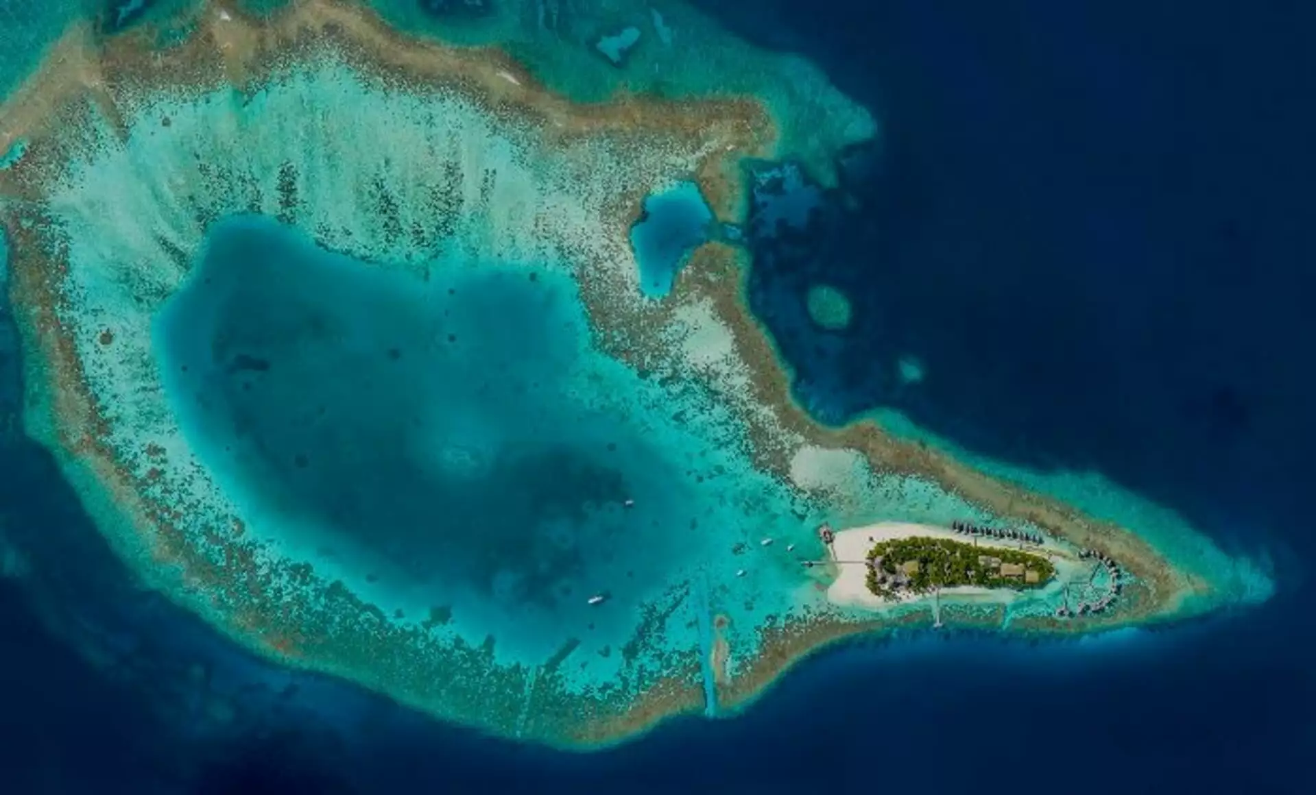 Mirihi Island Resort