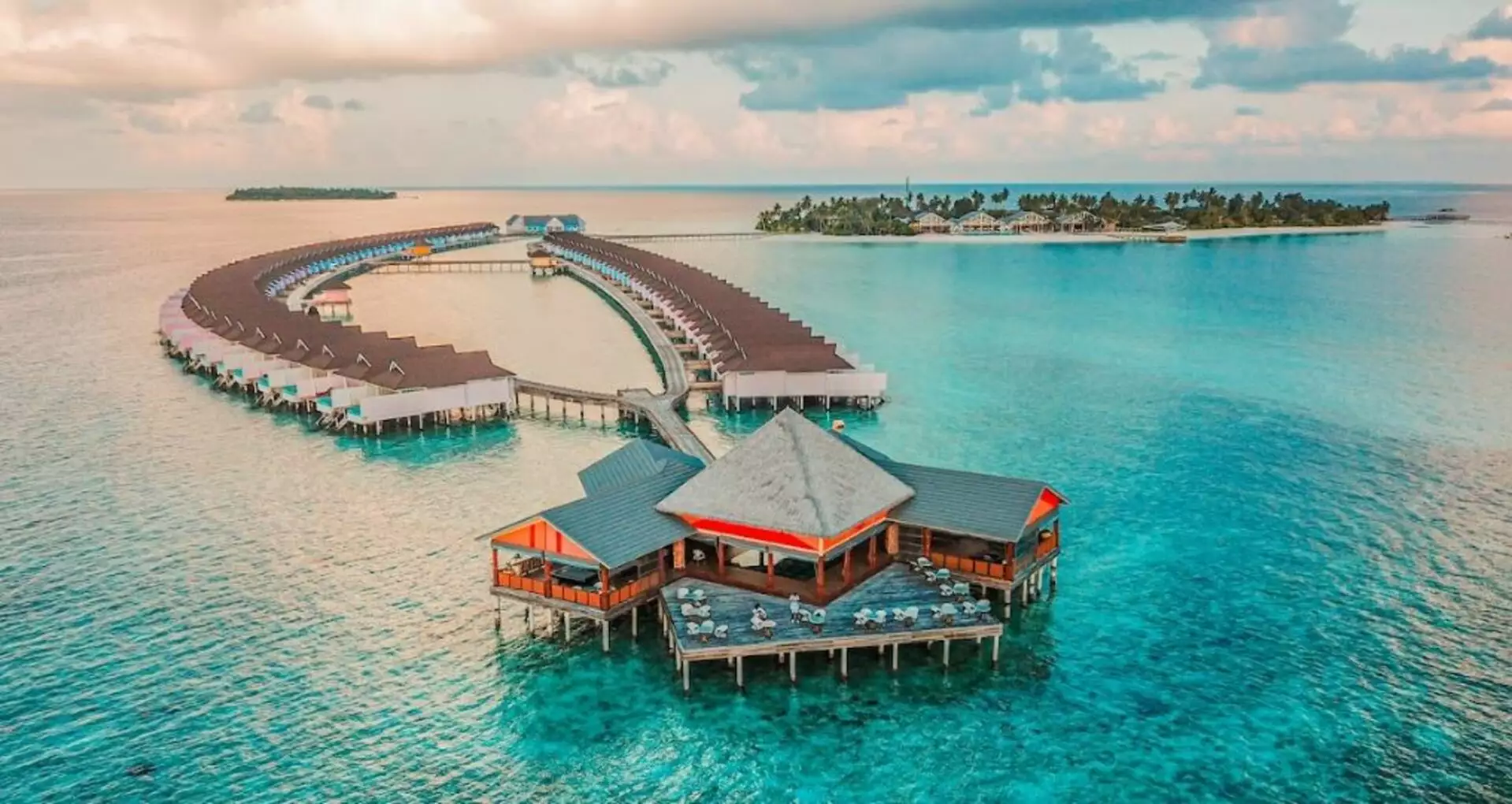 The Standard, Huruvalhi Maldives