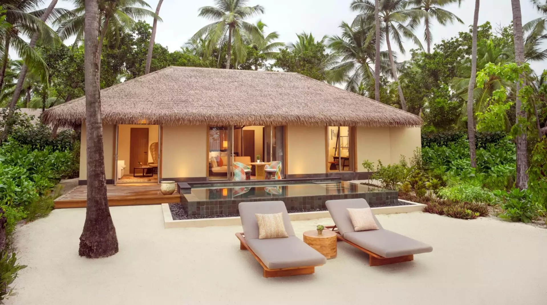 InterContinental Maldives Maamunagau Resort