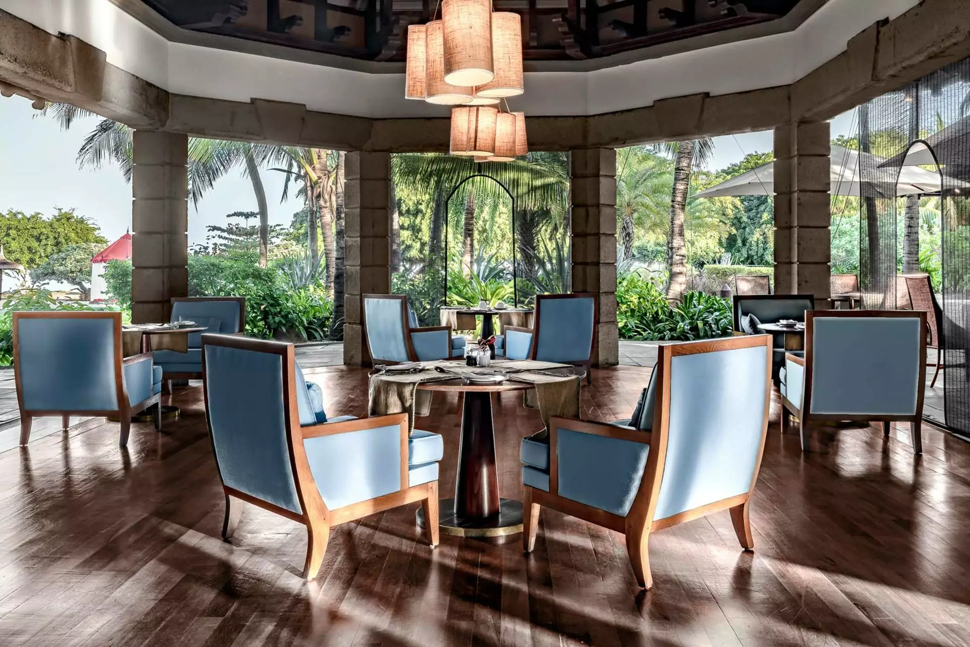 Maradiva Villas Resort & Spa