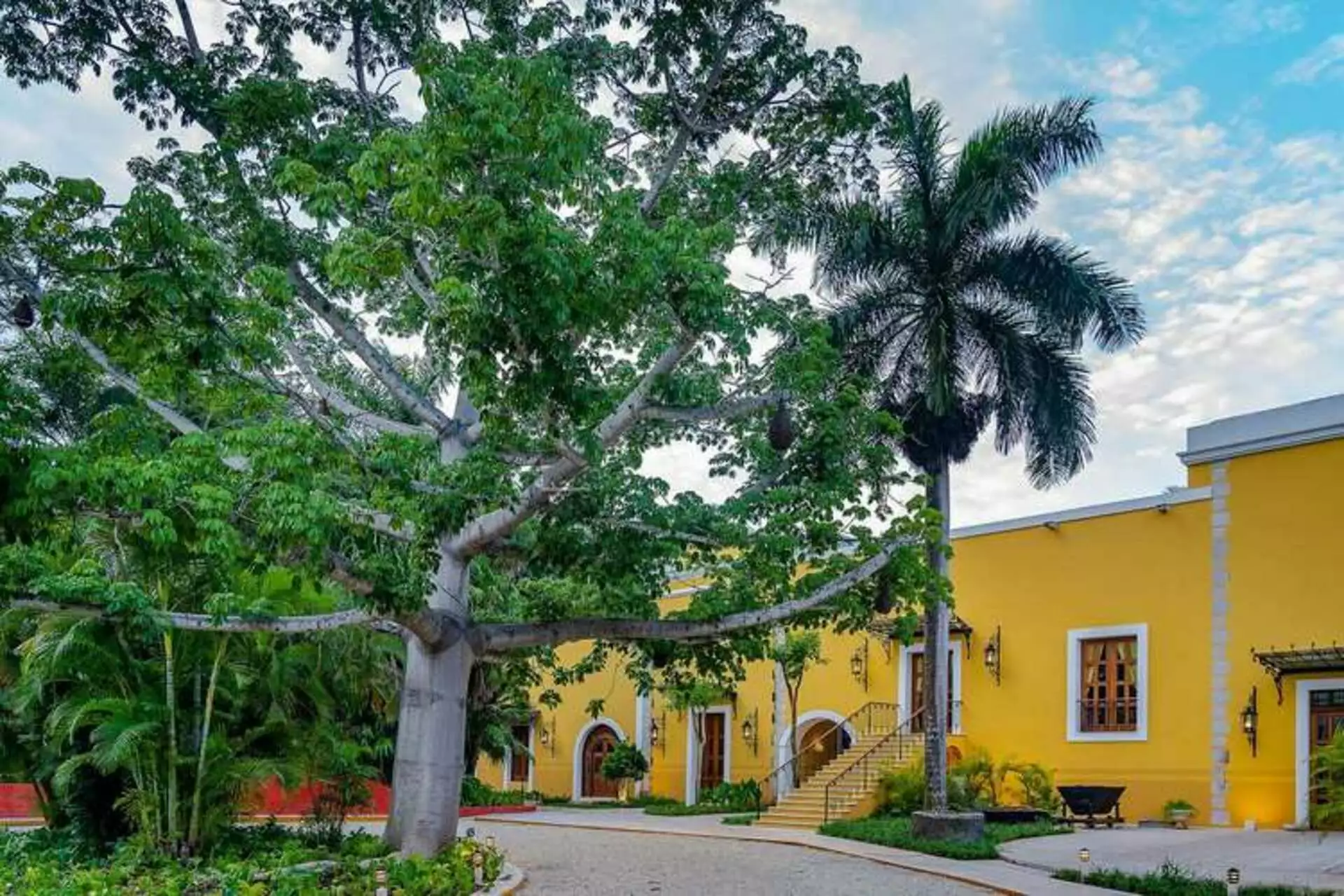 Hacienda Xcanatun by Angsana