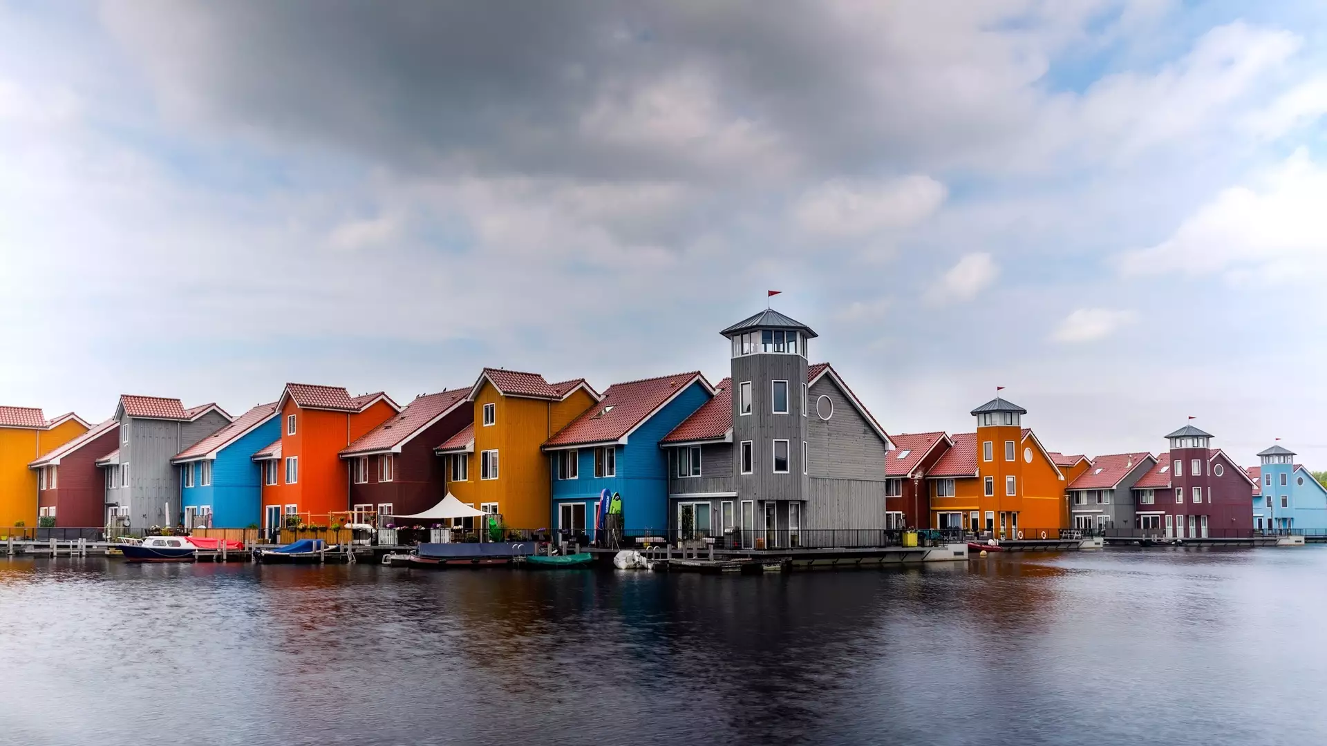 Accommodations & Travel Holland