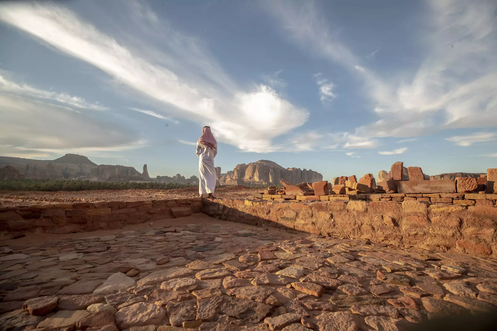 Seas, Mountains and Deserts Tour