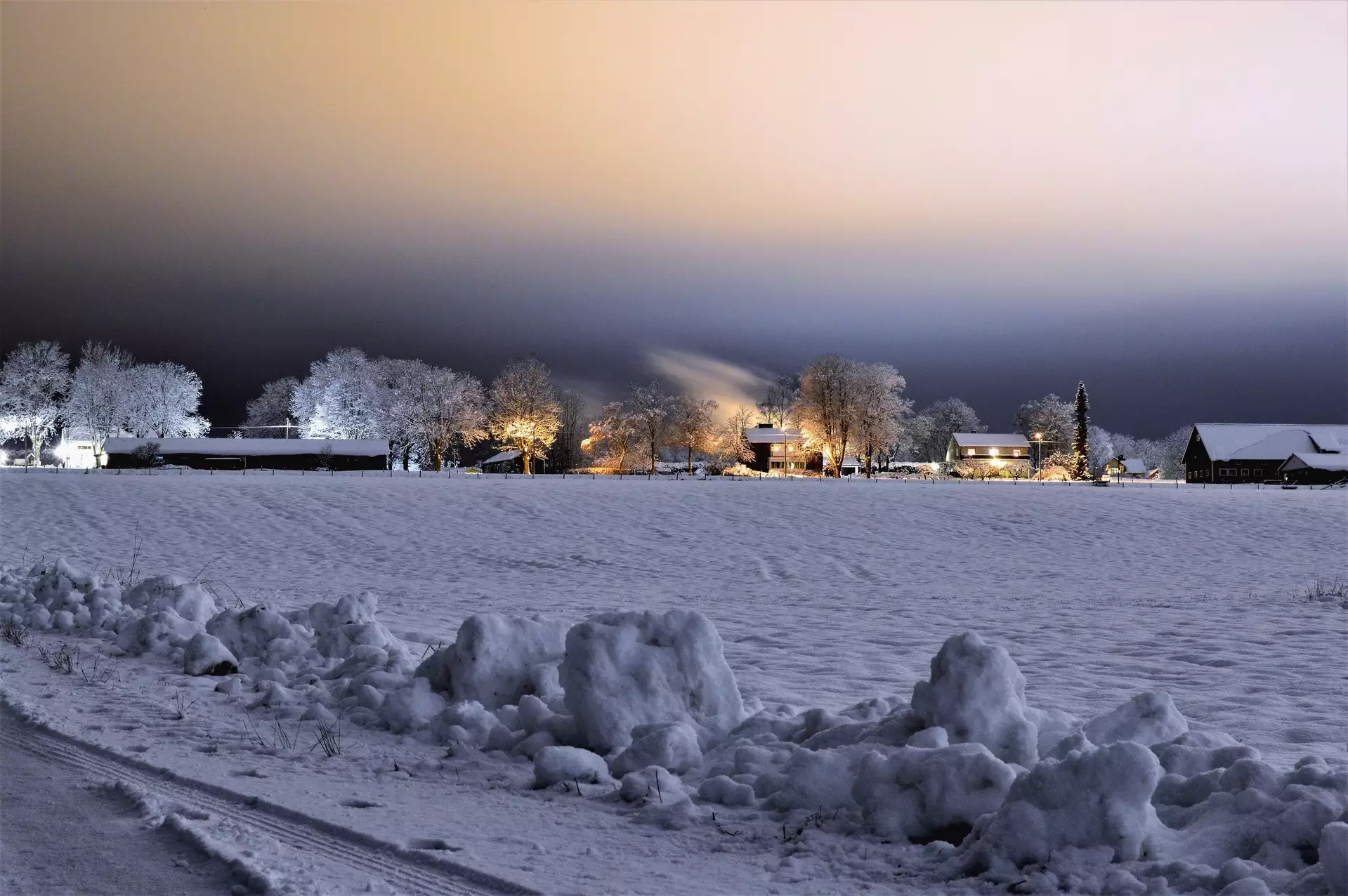 Accommodations & Travel Sweden