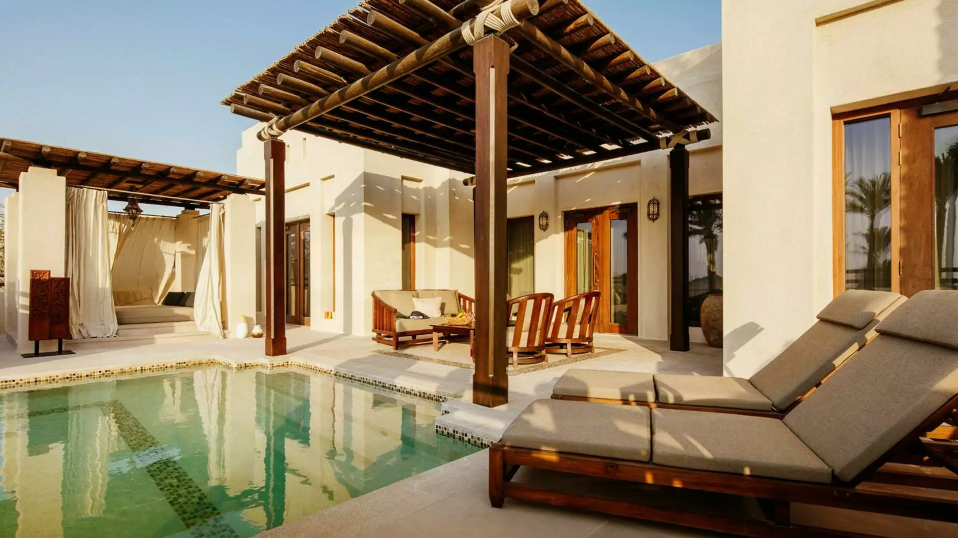 Al Wathba, a Luxury Collection Hotel