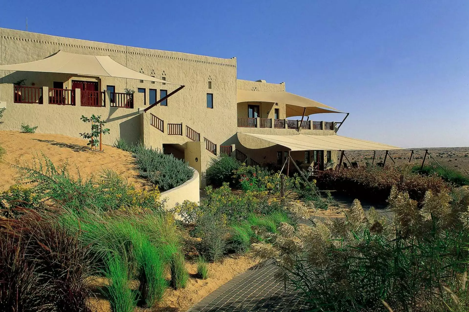 Al Maha Desert Resort & Spa