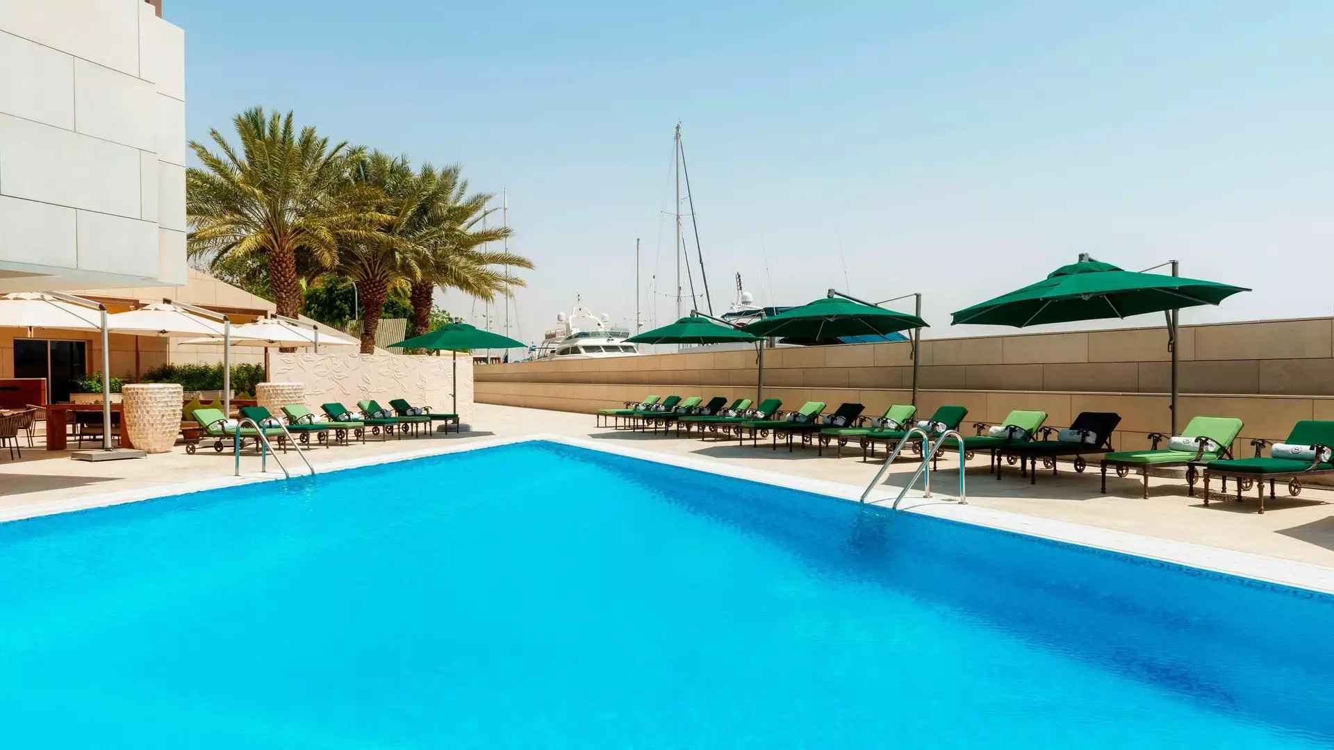 Sheraton Dubai Creek Hotel & Towers