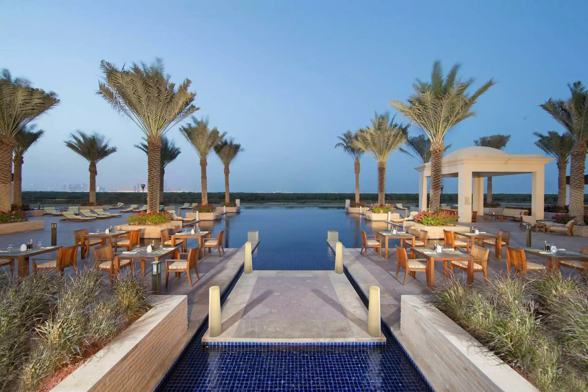 Anantara Eastern Mangroves Abu Dhabi Hotel