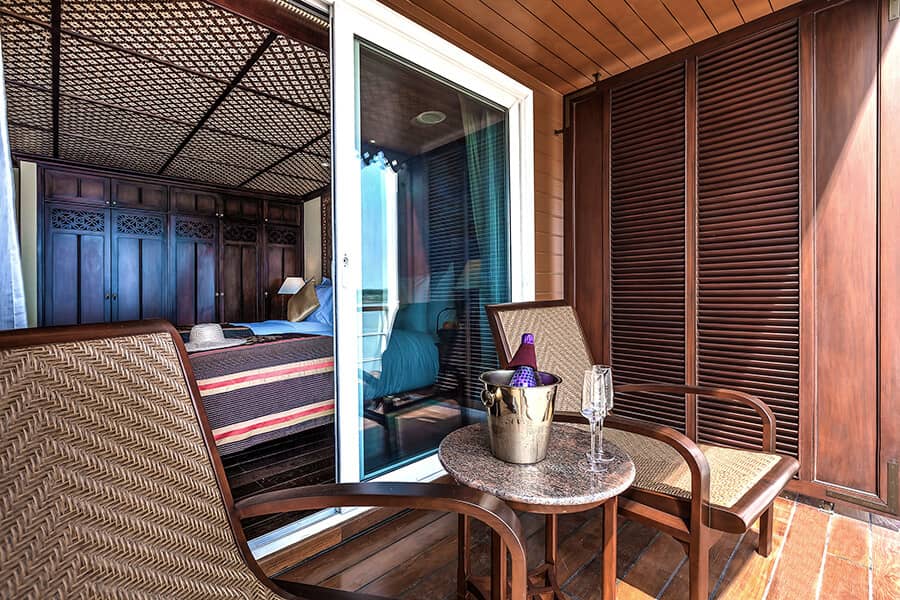 Anawrahta, Deluxe stateroom balcony